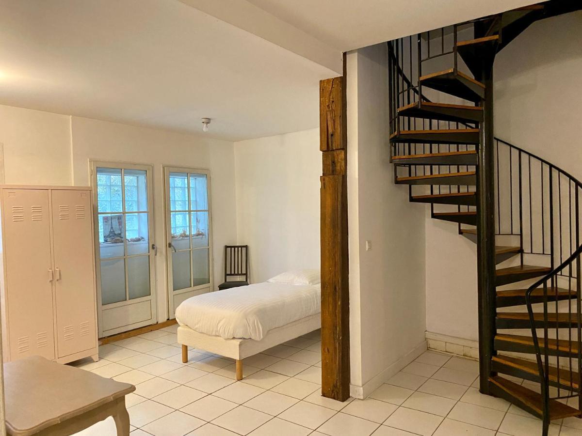 Apartment Residences De Chartres